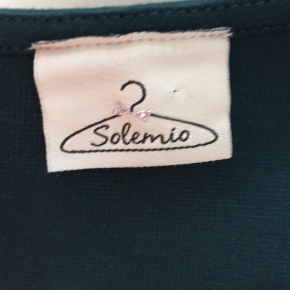 Solemio Green Sleeveless Halter Peplum Dress - Picture 4 of 5